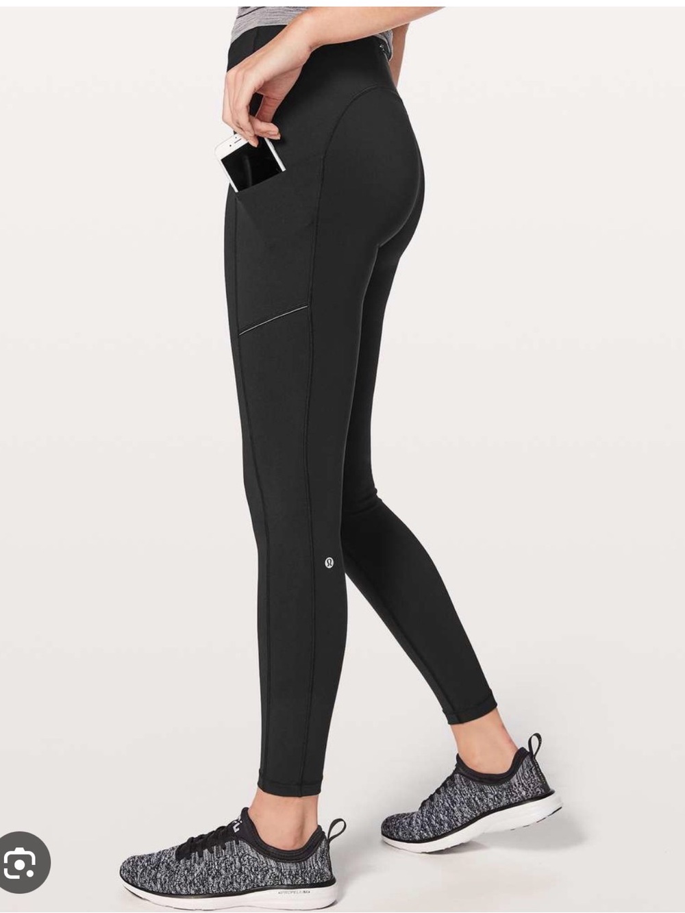 Lululemon Speed Up Black High-Rise Pocket Leggings, size 6